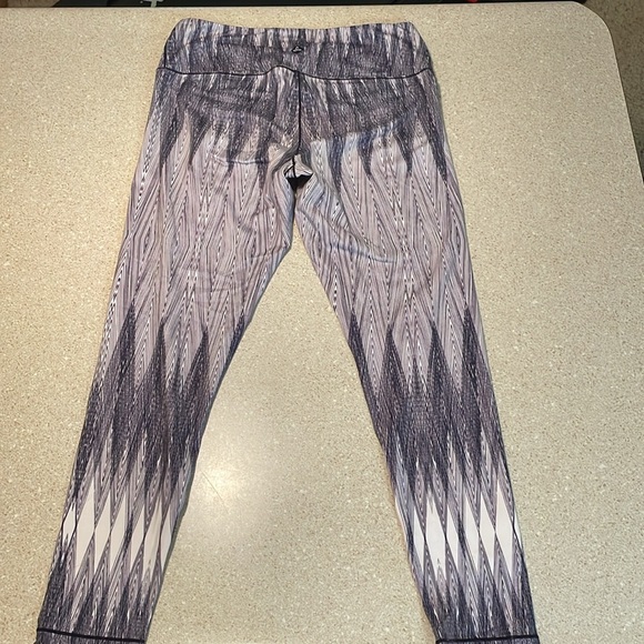 Prana Yoga Leggings size Medium - Picture 2 of 4